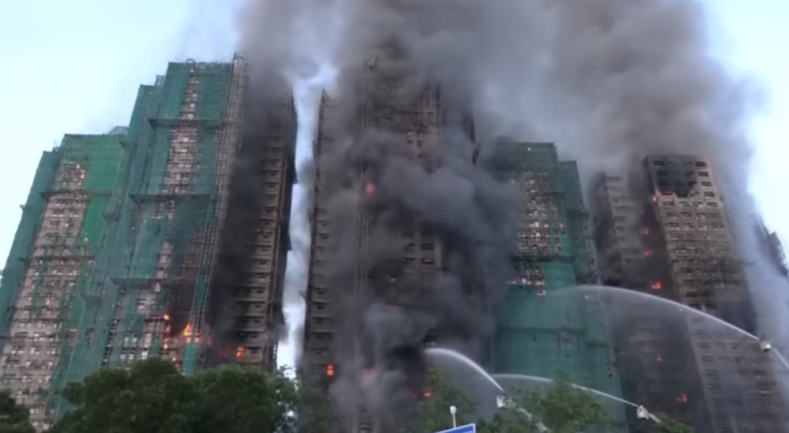 Hong Kong Skyscraper Inferno: 44 Dead, Hundreds Missing as Police Crack Down on Manslaughter Suspects